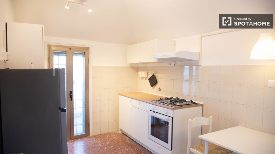 Apartment Rome, 1 bed — photo 13