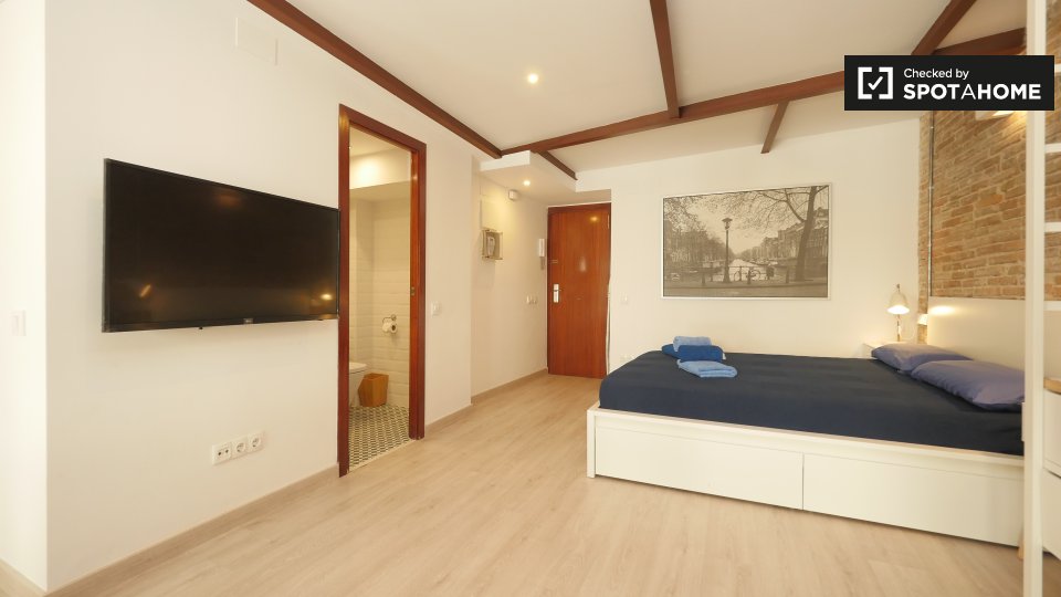 Apartment Barcelona, 1 bed, 40m² — photo 4