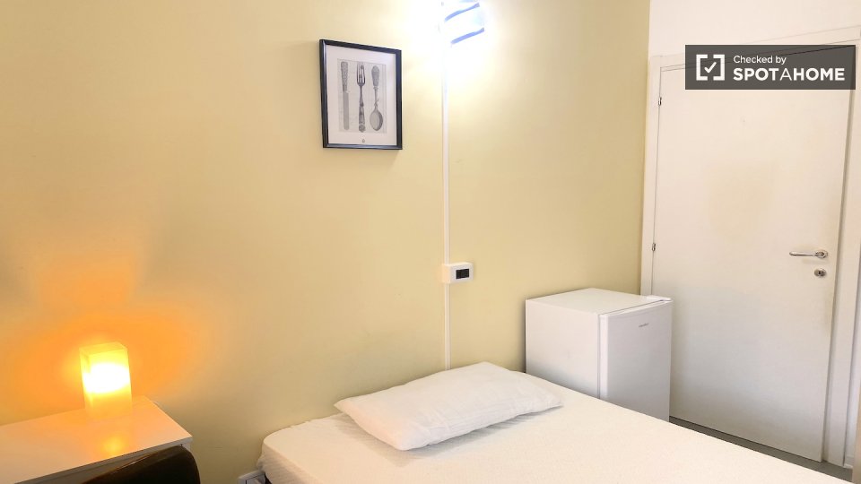 Double room Rome, 4 beds — photo 11