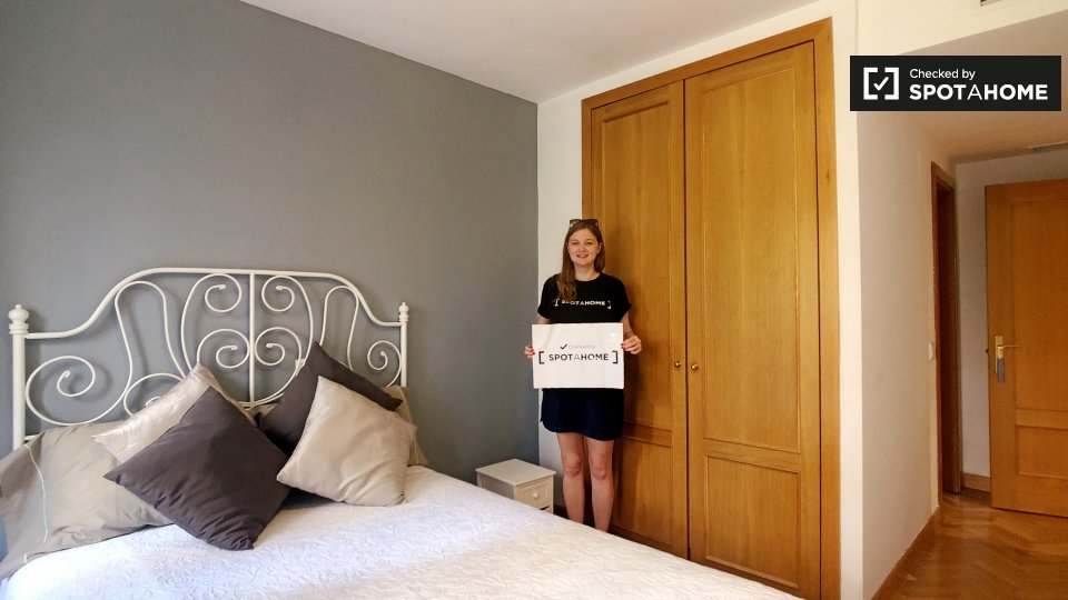 Double room Madrid, 2 beds, 80m² — photo 5