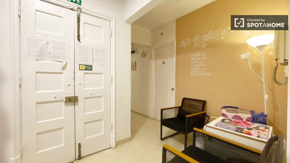 Double room Lisbon, 9 beds — photo 3