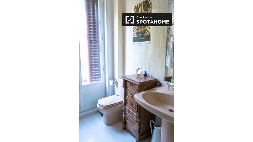Apartment Madrid, 1 bed, 35m² — photo 11