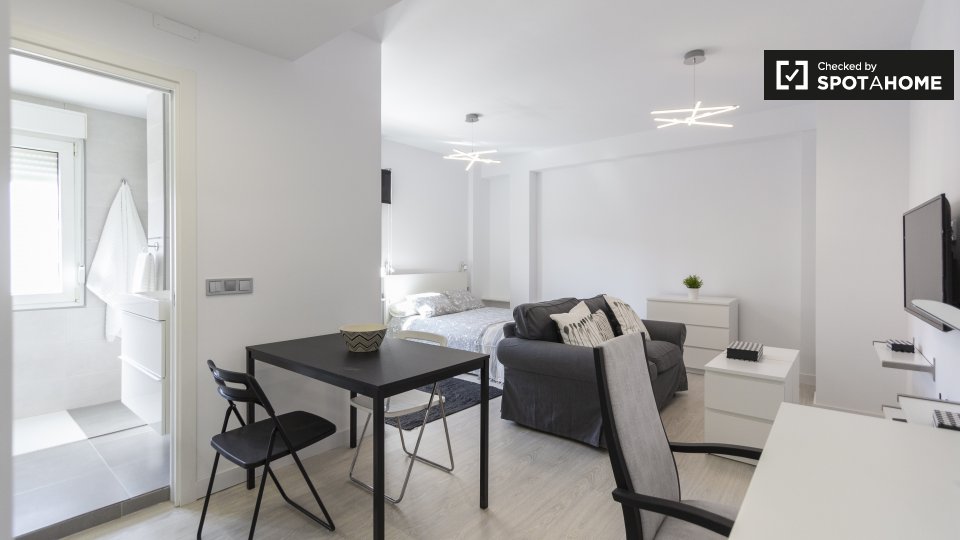 Apartment mono Madrid, 36m² — photo 1