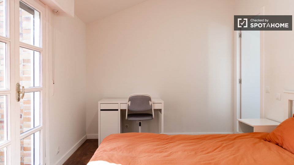 Double room Madrid, 14 beds — photo 2