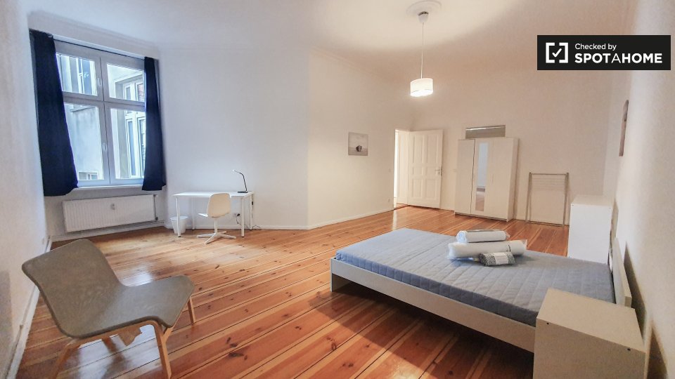 Double room Berlin, 3 beds — photo 5