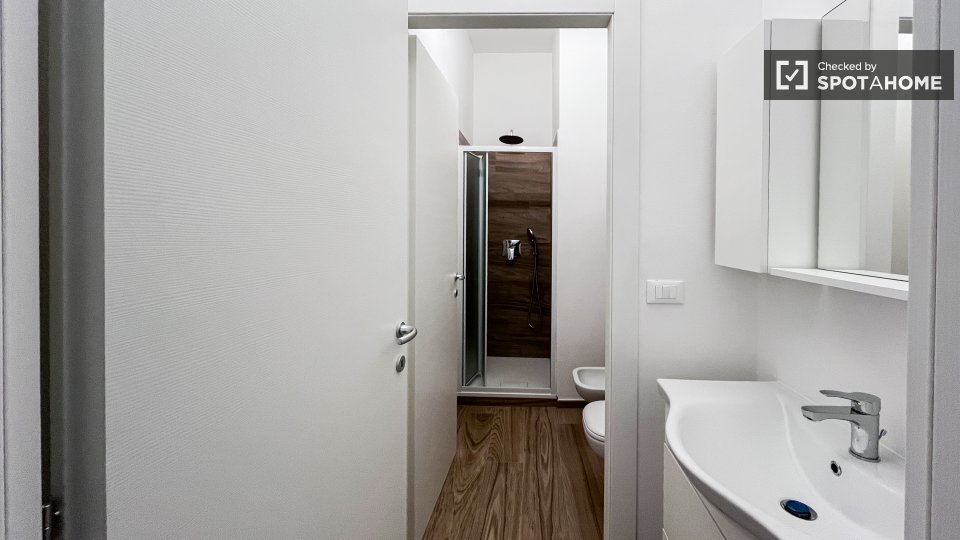 Apartment Milan, 1 bed, 34m² — photo 12