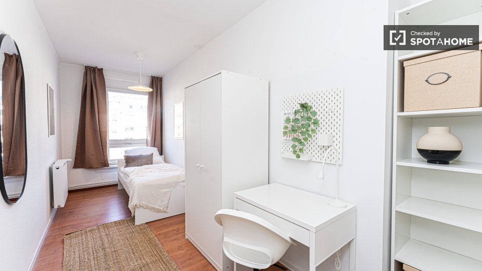 Double room Berlin, 7 beds, 115m² — photo 11