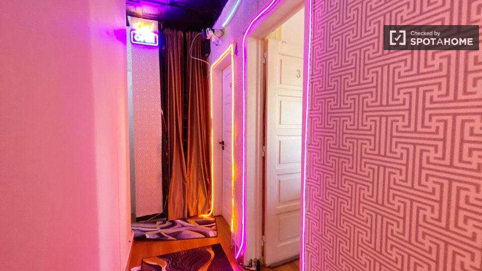 Double room Lisbon, 5 beds, 90m² — photo 47