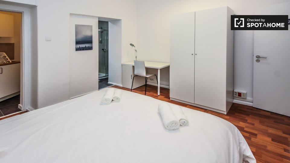 Double room Lisbon, 11 beds — photo 17