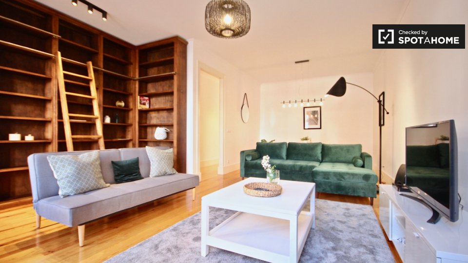 Apartment Lisbon, 2 beds, 75m² — photo 6
