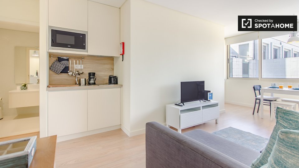 Apartment Porto, 1 bed, 55m² — photo 10