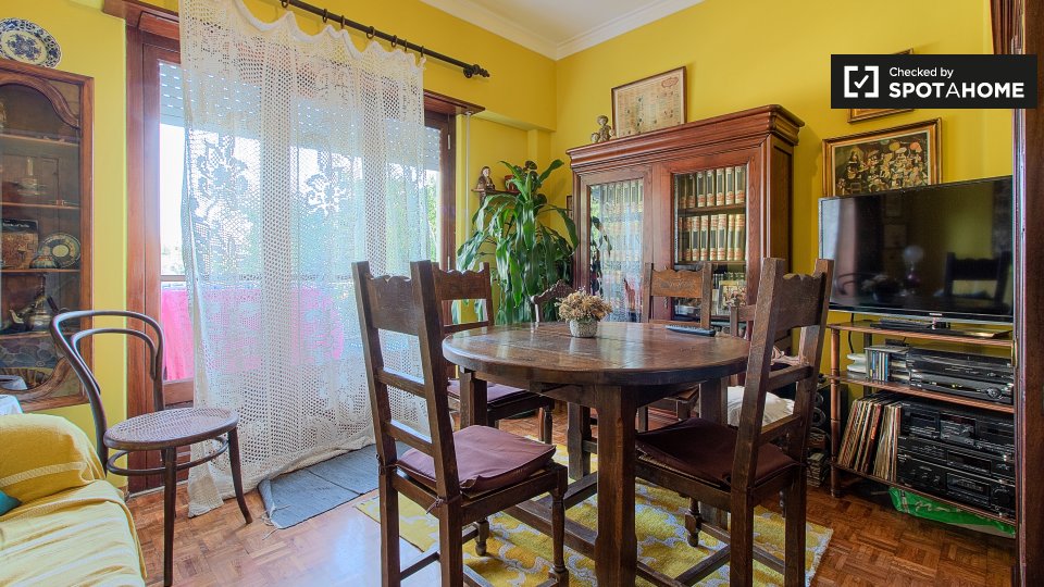 Double room Lisbon, 4 beds, 105m² — photo 20