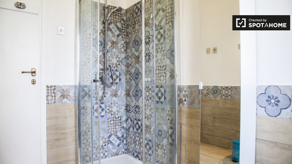 Double room Rome, 4 beds, 120m² — photo 11