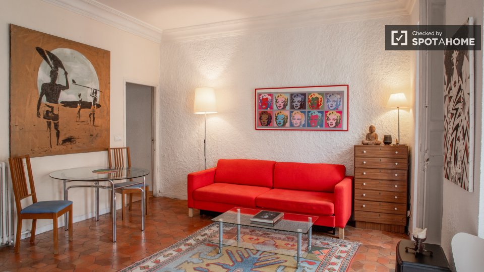 Double room Madrid, 3 beds, 125m² — photo 19