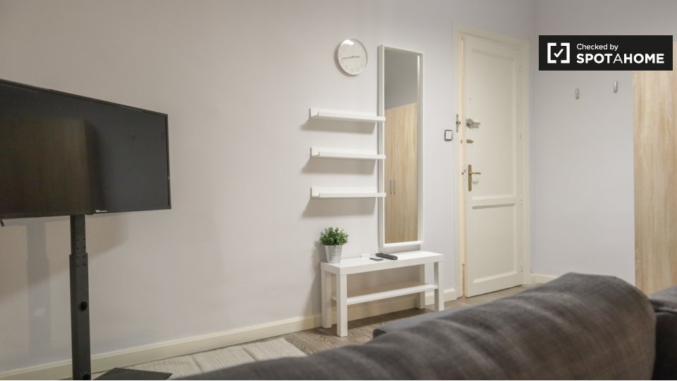Double room Madrid, 5 beds, 120m² — photo 15