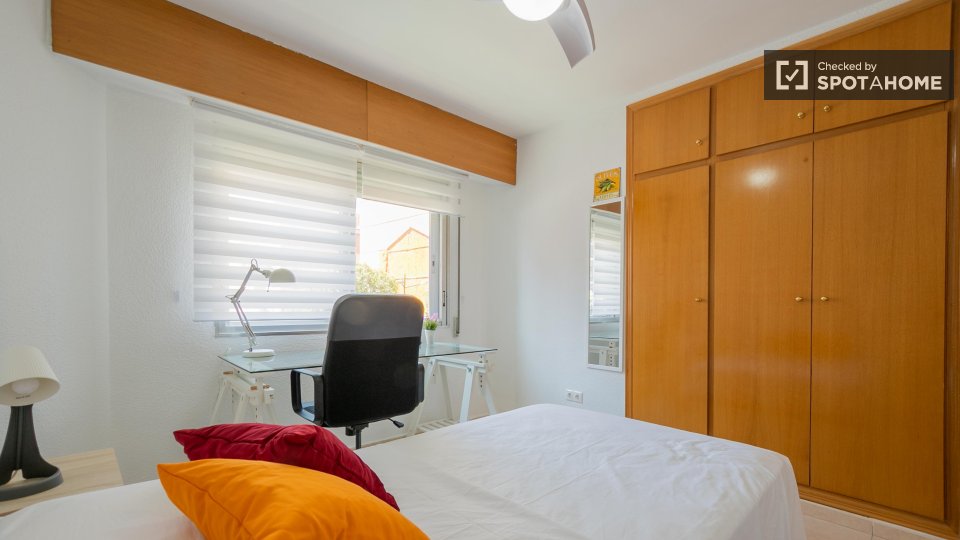 Double room Valencia, 5 beds — photo 4