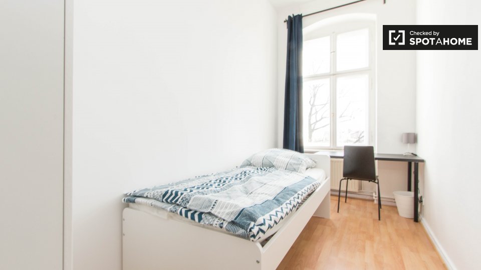 Double room Berlin, 5 beds — photo 1