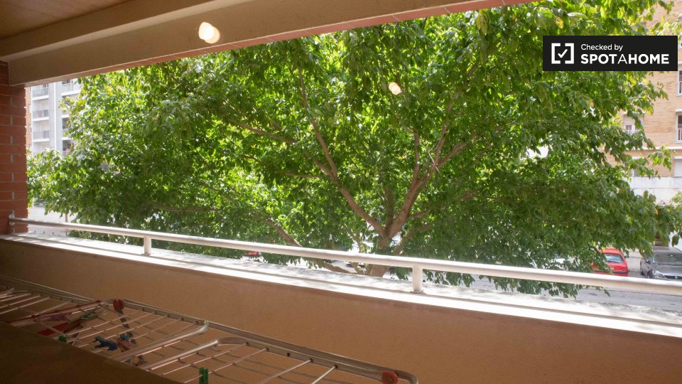 Double room Lisbon, 4 beds, 130m² — photo 5