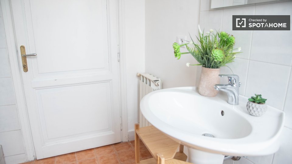Double room Rome, 4 beds — photo 26