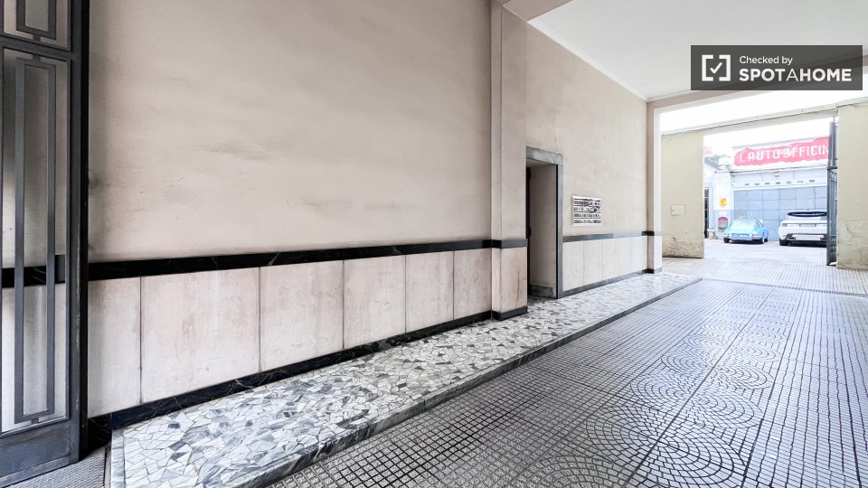 Apartment Milan, 1 bed — photo 12