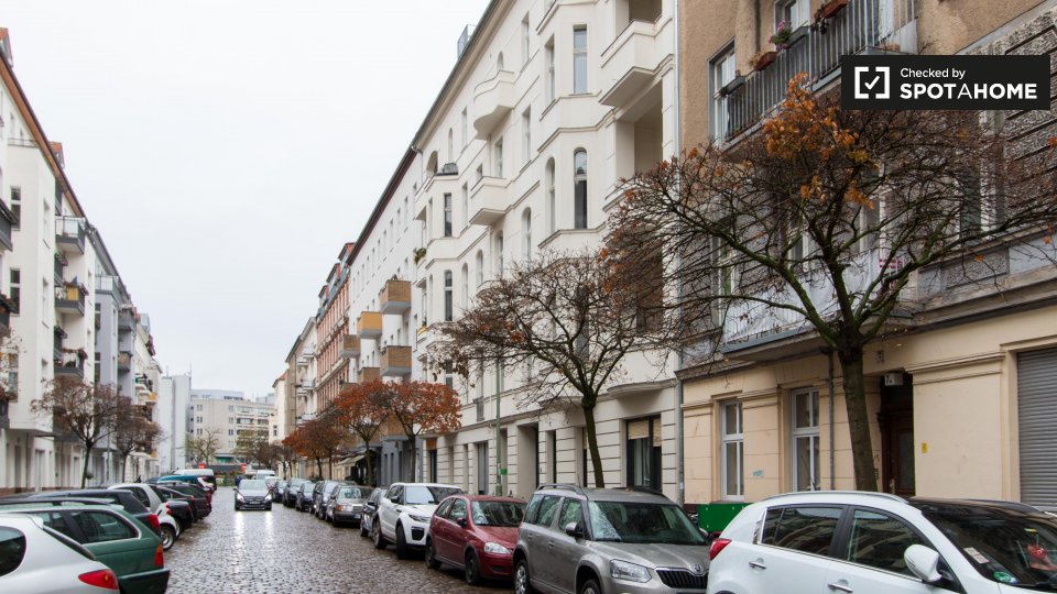 Double room Berlin, 4 beds, 115m² — photo 15