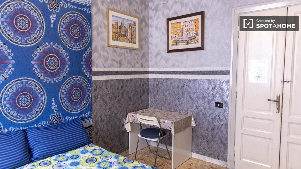 Double room Rome, 4 beds, 90m² — photo 36