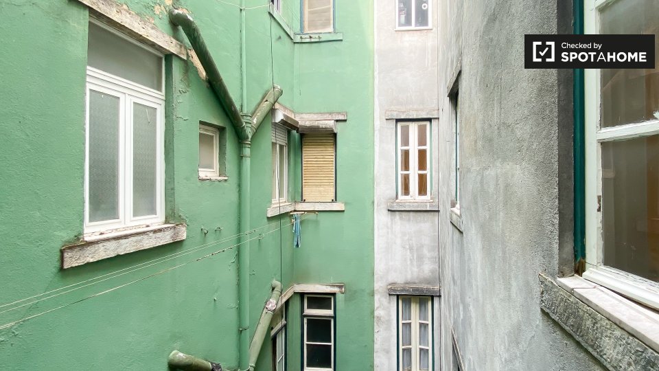 Double room Lisbon, 8 beds, 220m² — photo 5