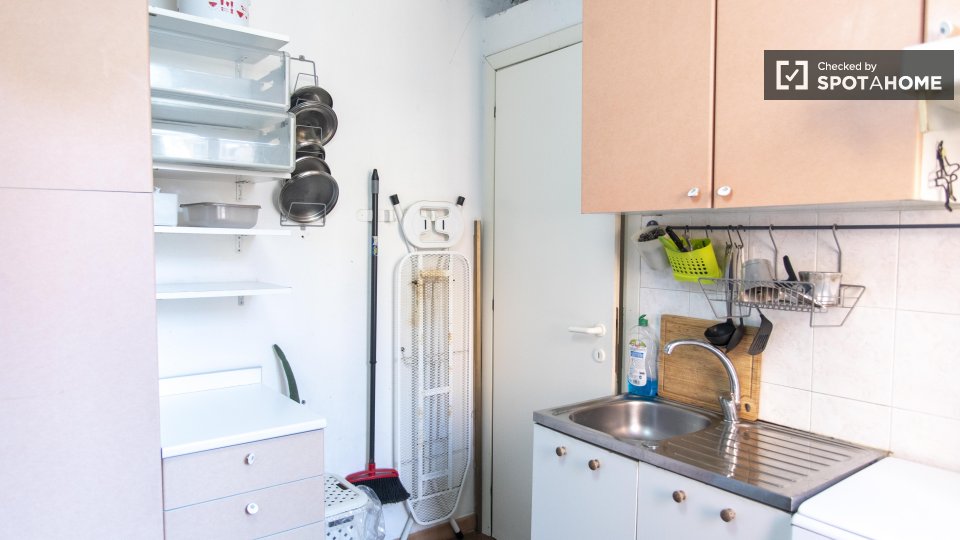 Double room Rome, 4 beds, 90m² — photo 63