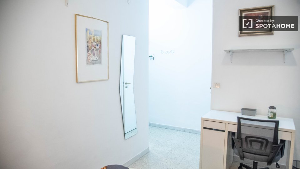 Double room Rome, 2 beds, 120m² — photo 11