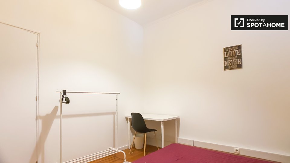 Double room Lisbon, 7 beds, 150m² — photo 1