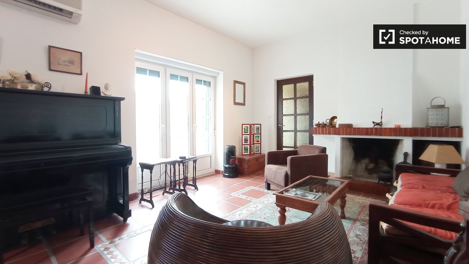 Apartment Lisbon, 1 bed, 100m² — photo 7
