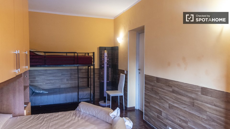 Double room Rome, 10 beds — photo 15