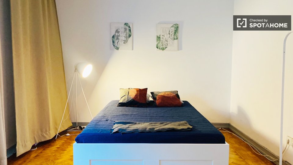 Double room Lisbon, 6 beds, 120m² — photo 10