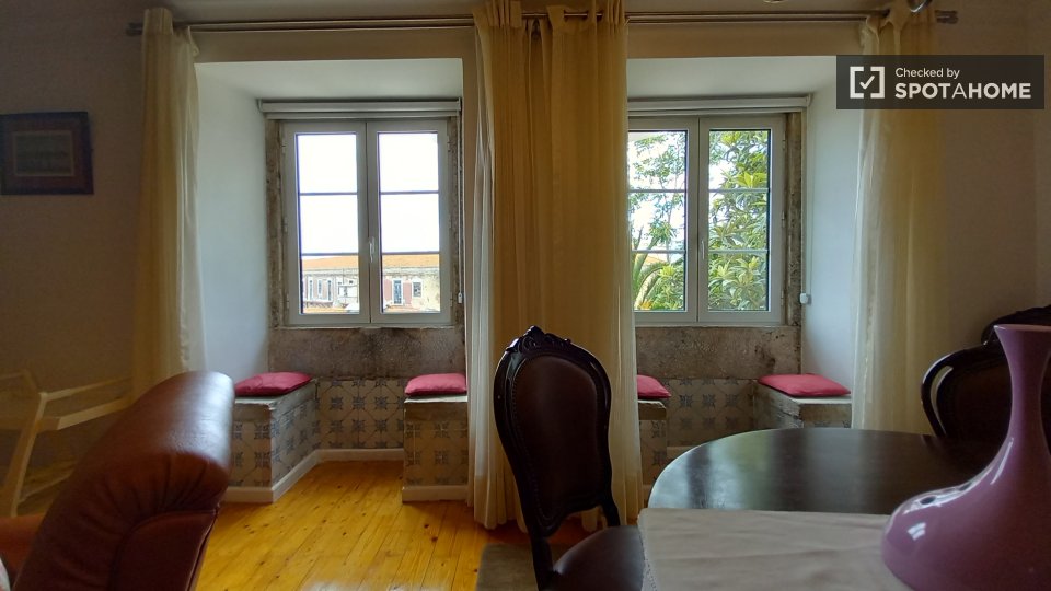 Apartment Lisbon, 1 bed, 90m² — photo 4