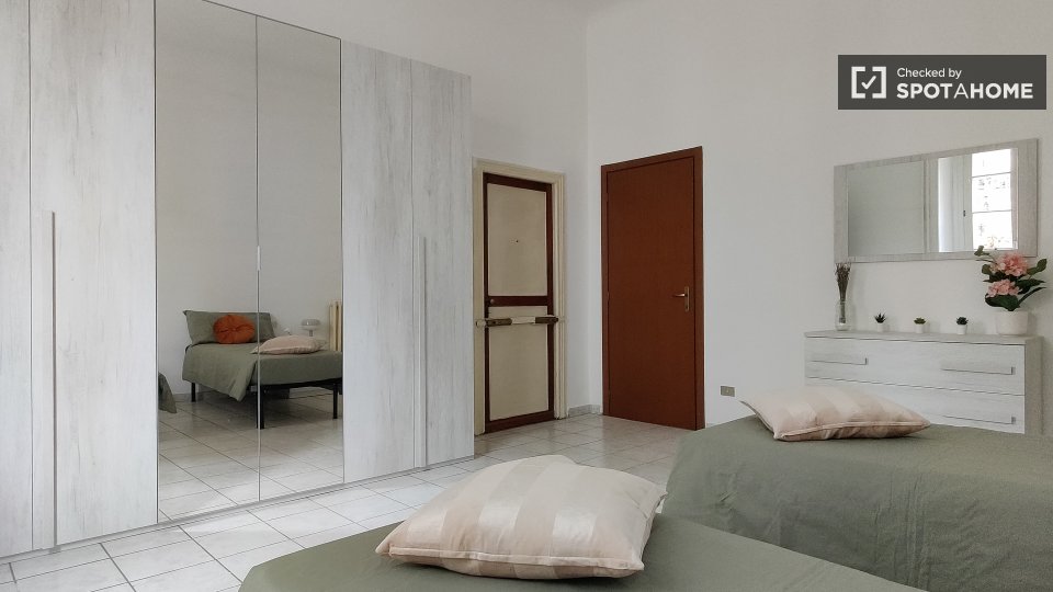 Apartment Milan, 1 bed — photo 4