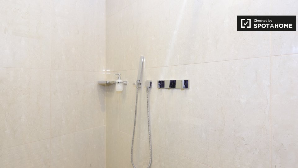 Apartment Barcelona, 2 beds — photo 4