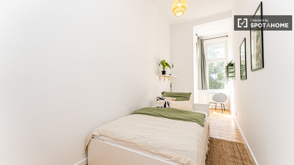 Double room Berlin, 8 beds, 136m² — photo 1