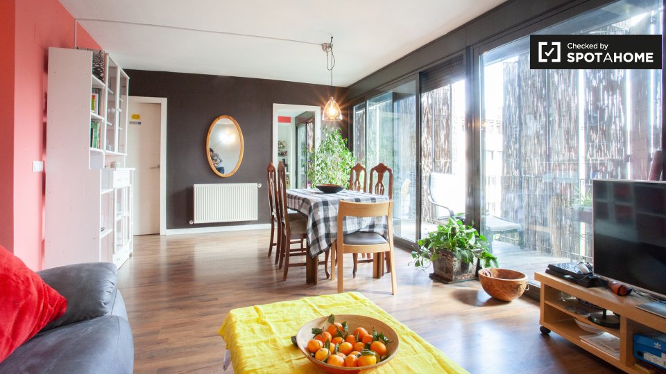 Double room Madrid, 4 beds, 98m² — photo 6