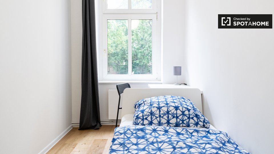 Double room Berlin, 5 beds, 70m² — photo 11
