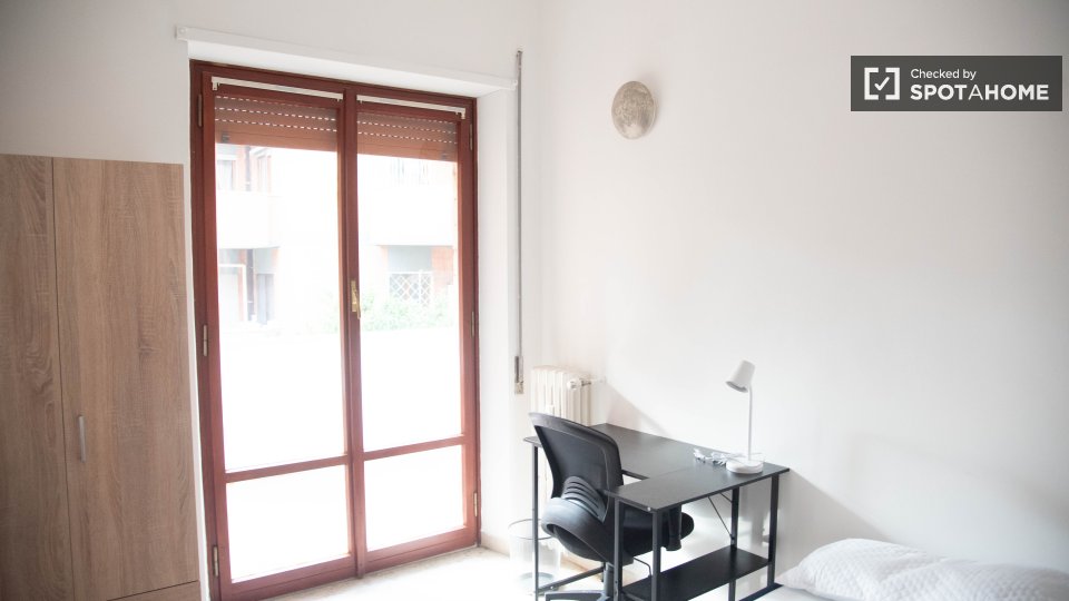 Double room Rome, 4 beds — photo 21