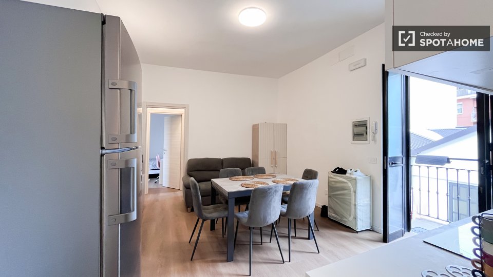 Double room Milan, 4 beds — photo 15