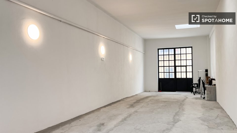 Double room Milan, 4 beds — photo 16