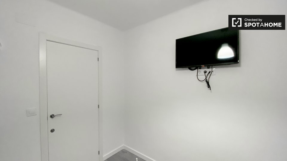 Double room Valencia, 4 beds, 65m² — photo 7