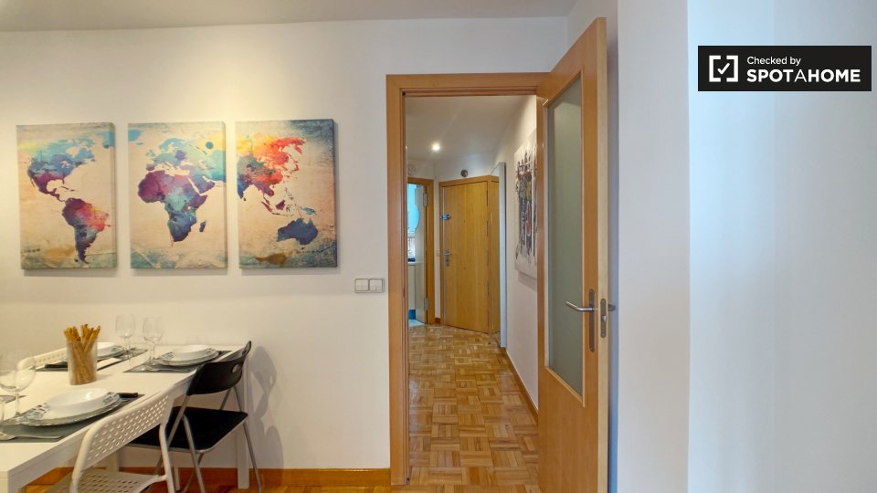 Double room Madrid, 4 beds, 90m² — photo 16