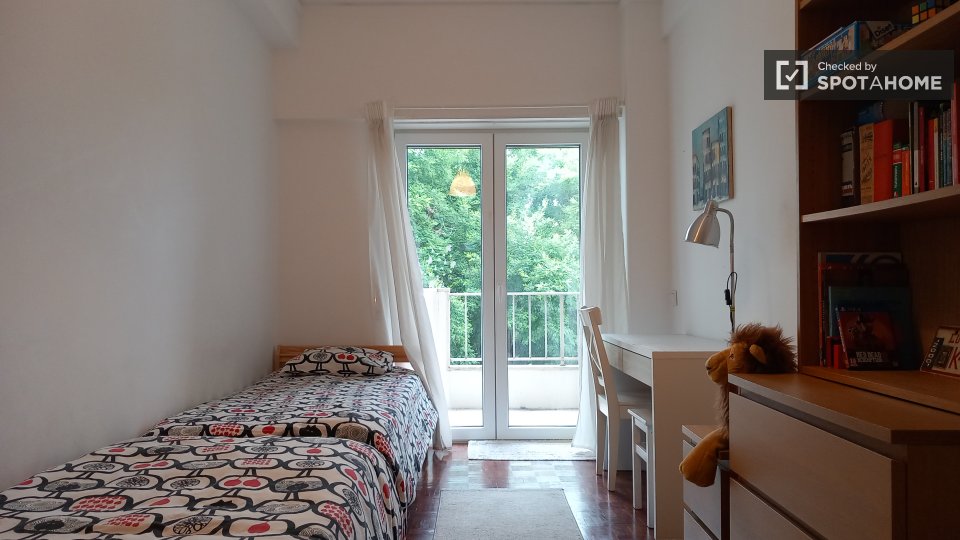 Apartment Lisbon, 2 beds — photo 9