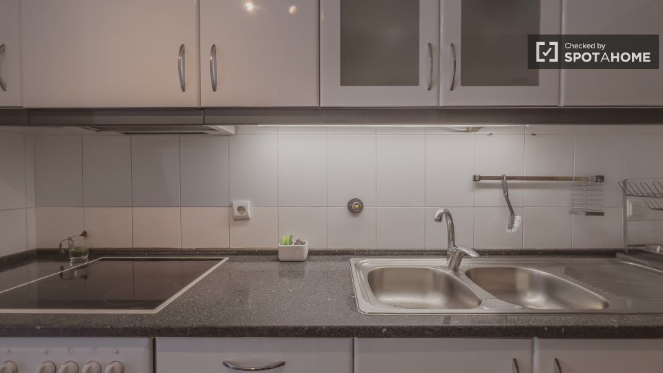 Apartment Porto, 2 beds, 74m² — photo 15