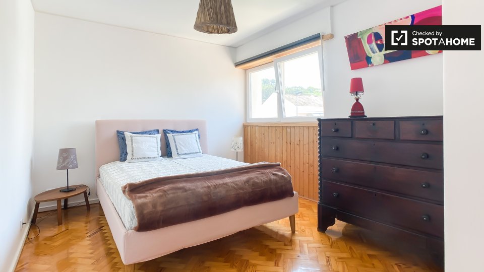 Double room Lisbon, 4 beds — photo 9