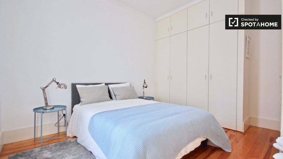 Apartment Lisbon, 2 beds, 75m² — photo 14