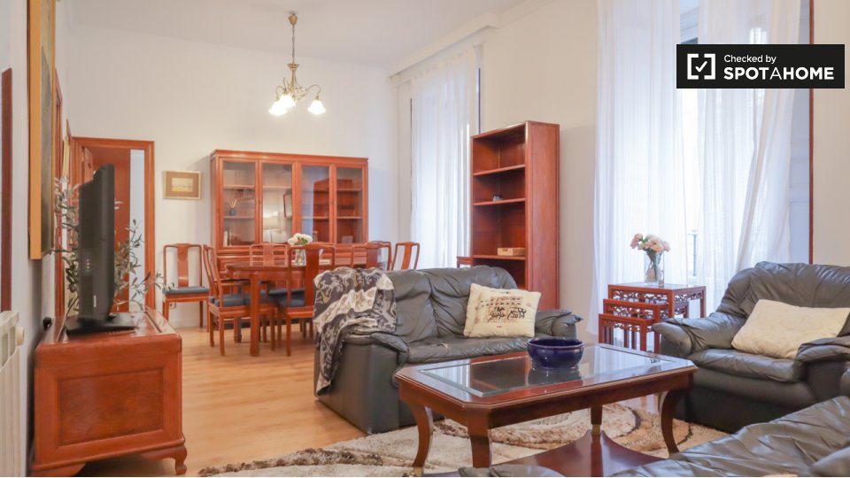 Apartment Madrid, 3 beds, 110m² — photo 1