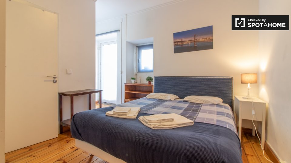 Apartment Lisbon, 2 beds — photo 9